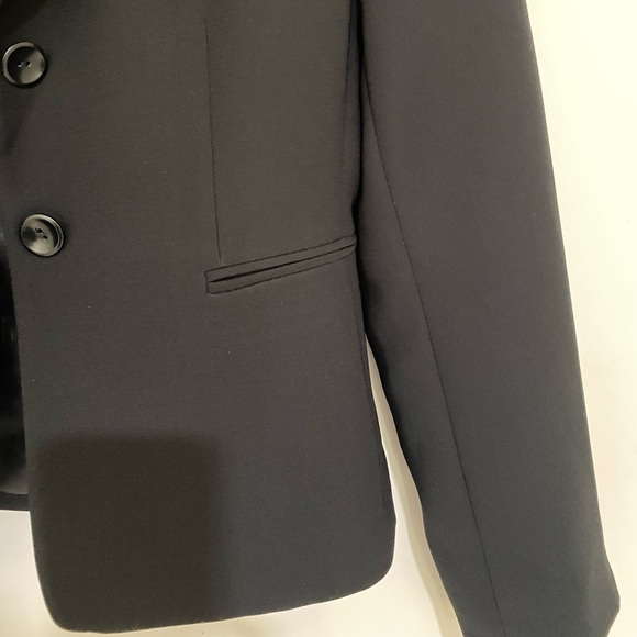 🔥🔥🔥 Tahari Petite Blazer !!! - Picture 4 of 5